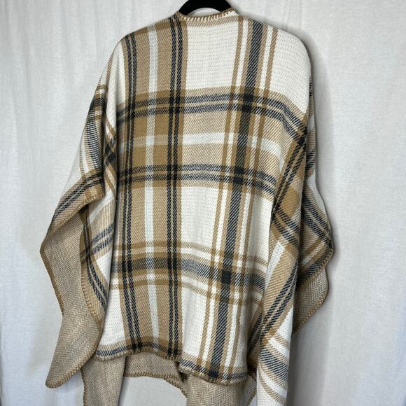 Woolrich Reversible Sweater Poncho Wrap Brown Tan Plaid One Size Fits up to XXL - Picture 3 of 6